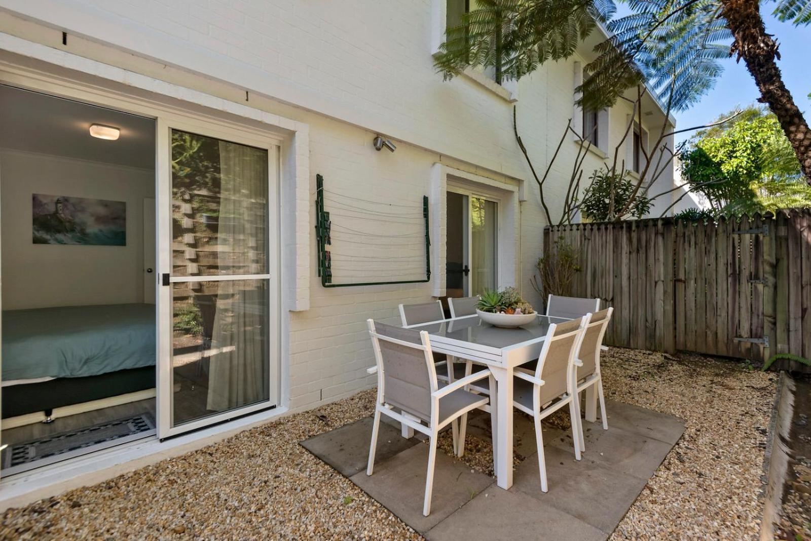 The Oasis Apartments And Treetop Houses Byron Bay Esterno foto