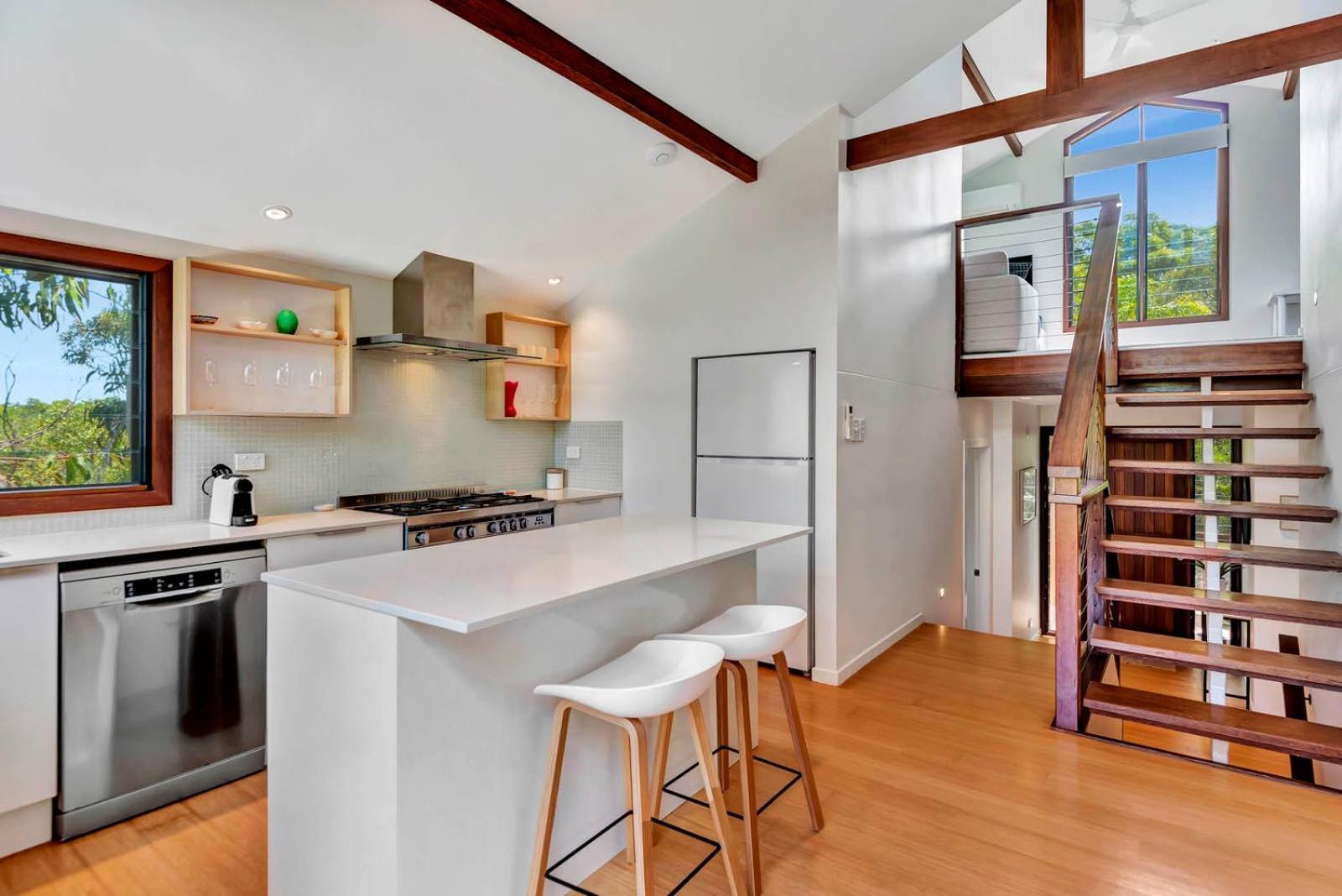 The Oasis Apartments And Treetop Houses Byron Bay Esterno foto