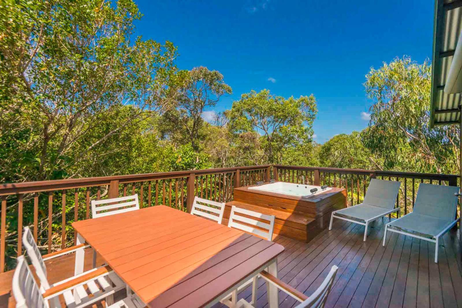 The Oasis Apartments And Treetop Houses Byron Bay Esterno foto